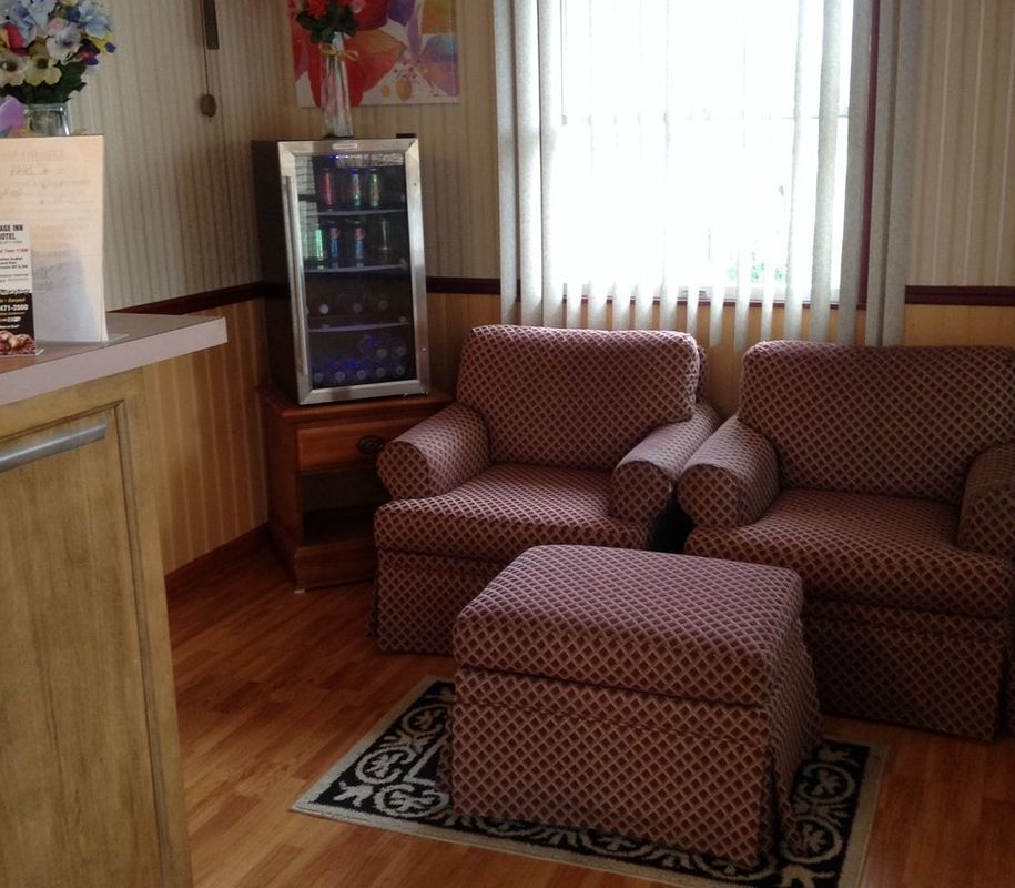 Village Inn Motel - Berrien Springs ภายใน รูปภาพ