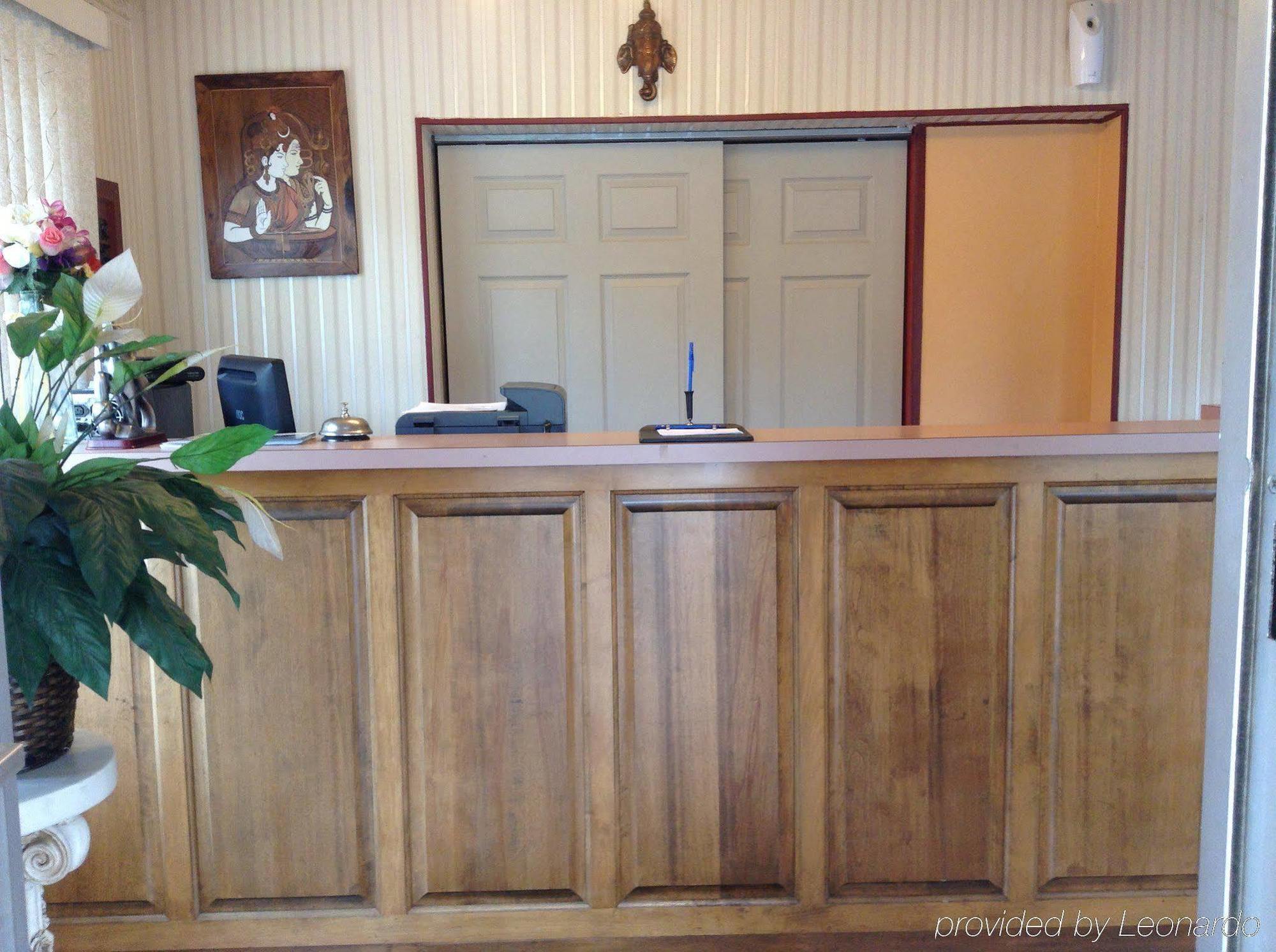 Village Inn Motel - Berrien Springs ภายนอก รูปภาพ